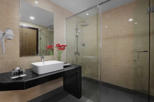 Aston Premier Room (Bathroom)
