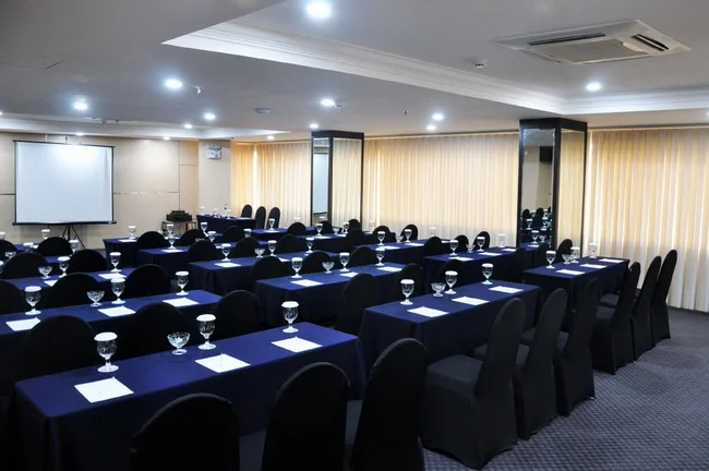 Beverly Hotel Conference Room