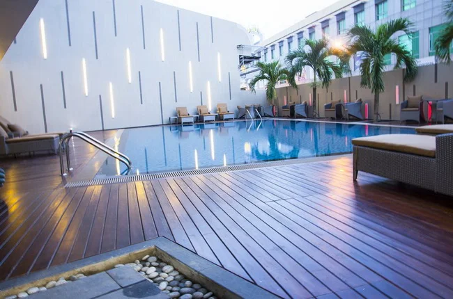 Nagoya Hill Hotel Swimming Pool